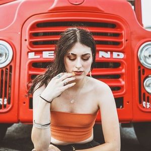 Meet your Posher, Robin